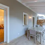 Villa Villa Prestige - Steps From The Sea Shared Pool *